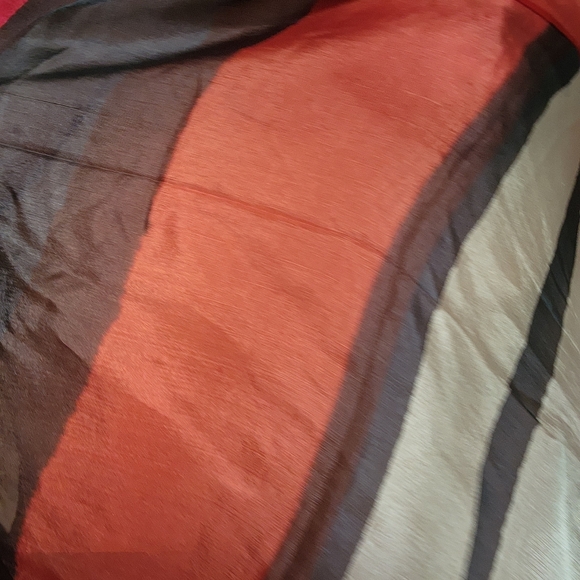 100% silk scarf/wrap - Picture 3 of 7